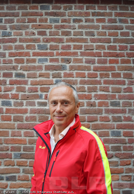 Leiter Fachdienste: Wolfgang Hake